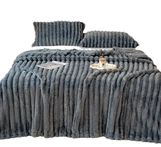 Luxury Velvet Blanket - Ultra Soft Plush Throw